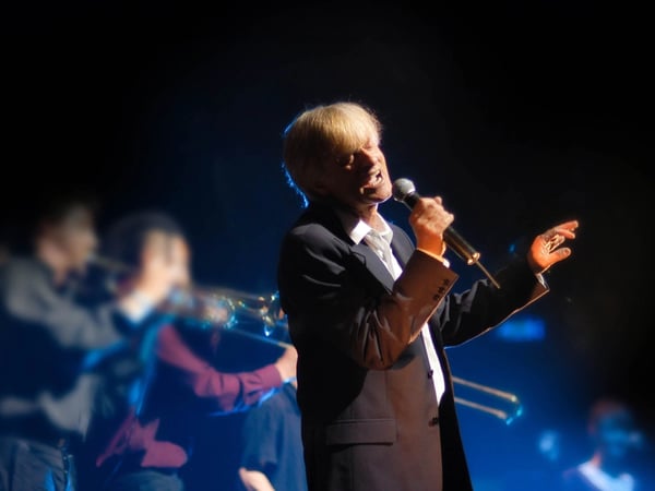 Dave, Dave un Tour en France