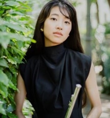 Akiho Nakata & Nadja Dornik