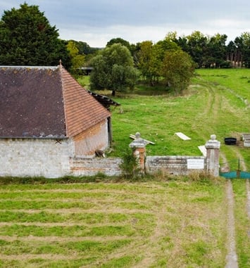 Levez les yeux ! Découverte d'un clos-masure du XVIIe siècle