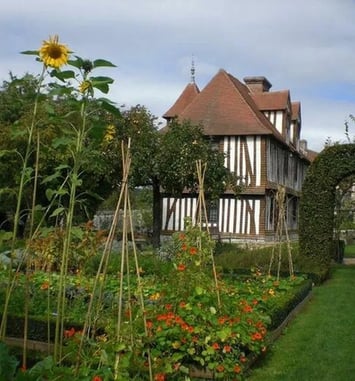 Visite libre de la Maison des champs