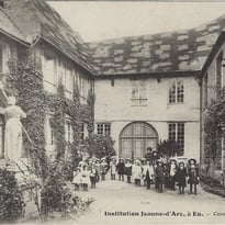 Visite guidée : un siècle d'éducation des jeunes filles à Eu (1862-1972)