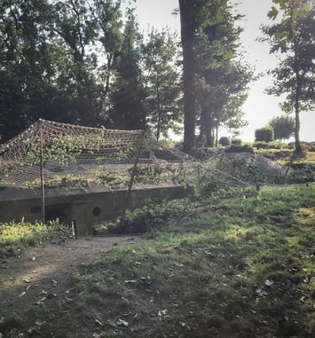 Visite guidée d'un camp militaire