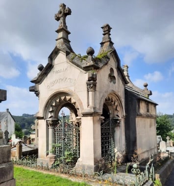 Visite libre en autonomie : balade des tombes remarquables