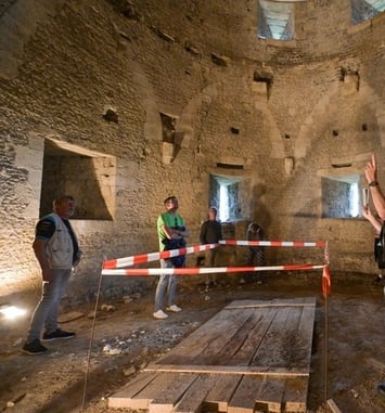 Visite guidée : les souterrains du château