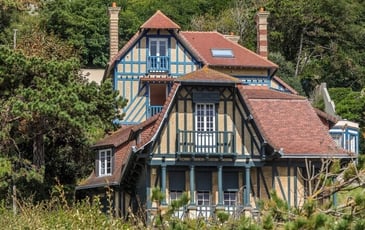 Visite guidée flash de l'exposition : les villas balnéaires du Havre à Étretat