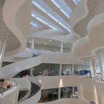 Visite guidée architecturale de la bibliothèque universitaire