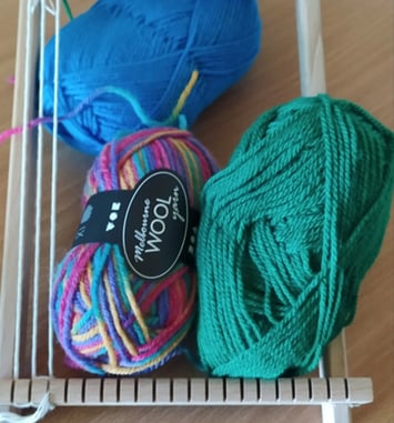 Atelier Les petites bidouilles de fils en famille, petit tisserand