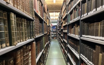 Visite guidée du fonds patrimonial et des archives municipales