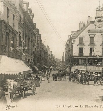 Visite guidée : la place du Puits Salé