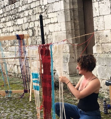 Atelier : Les petites bidouilles de fils, ados, adultes tissage sur grand métier à tisser