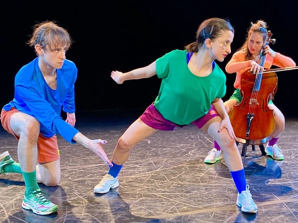 On dirait - Danse par la compagnie LEA