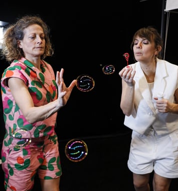 Cahutes - Danse par la compagnie Sac de noeuds
