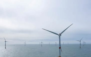 Visite en bateau du parc éolien en mer de Fécamp