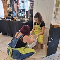 Expositions et démonstrations : ateliers avec des artisans