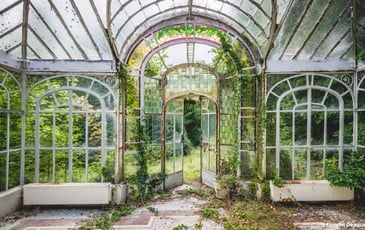 Exposition photographique « Derrière les portes closes » de Florent Devauchel