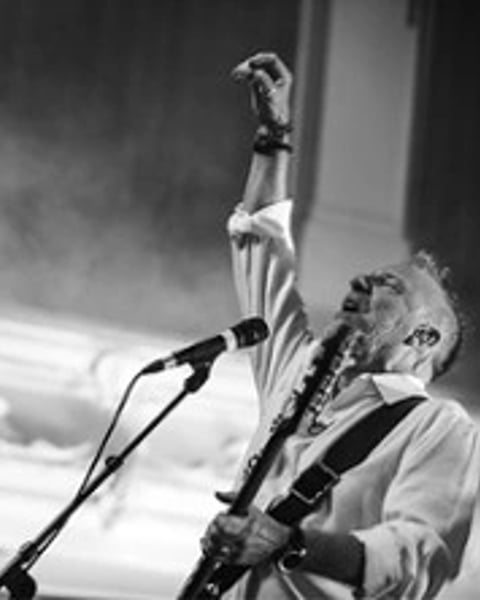 Peter Hook & The Light