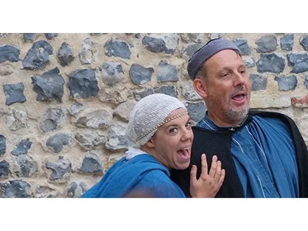 Spectacle déambulatoire : Guillaume et ses dames